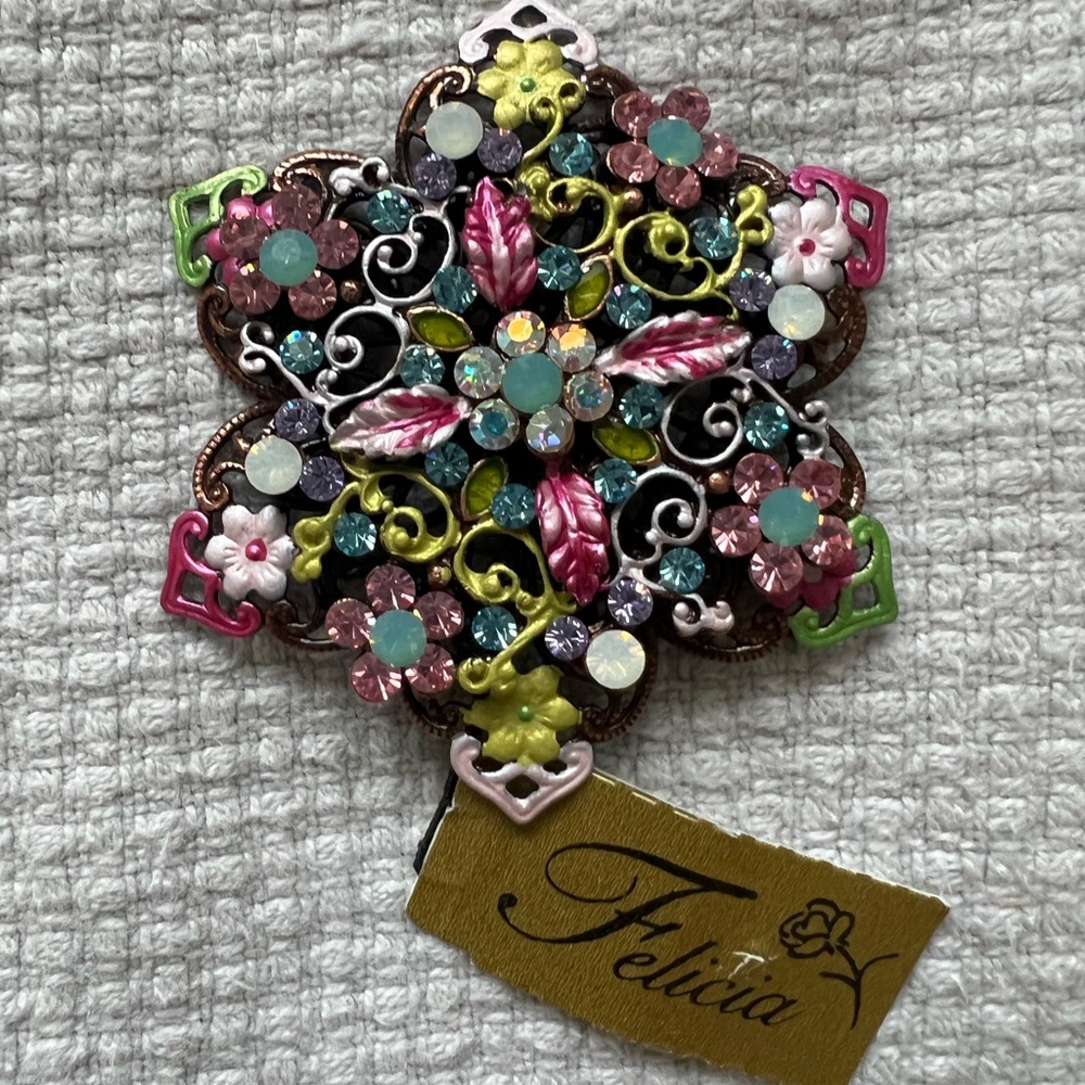 Brooch